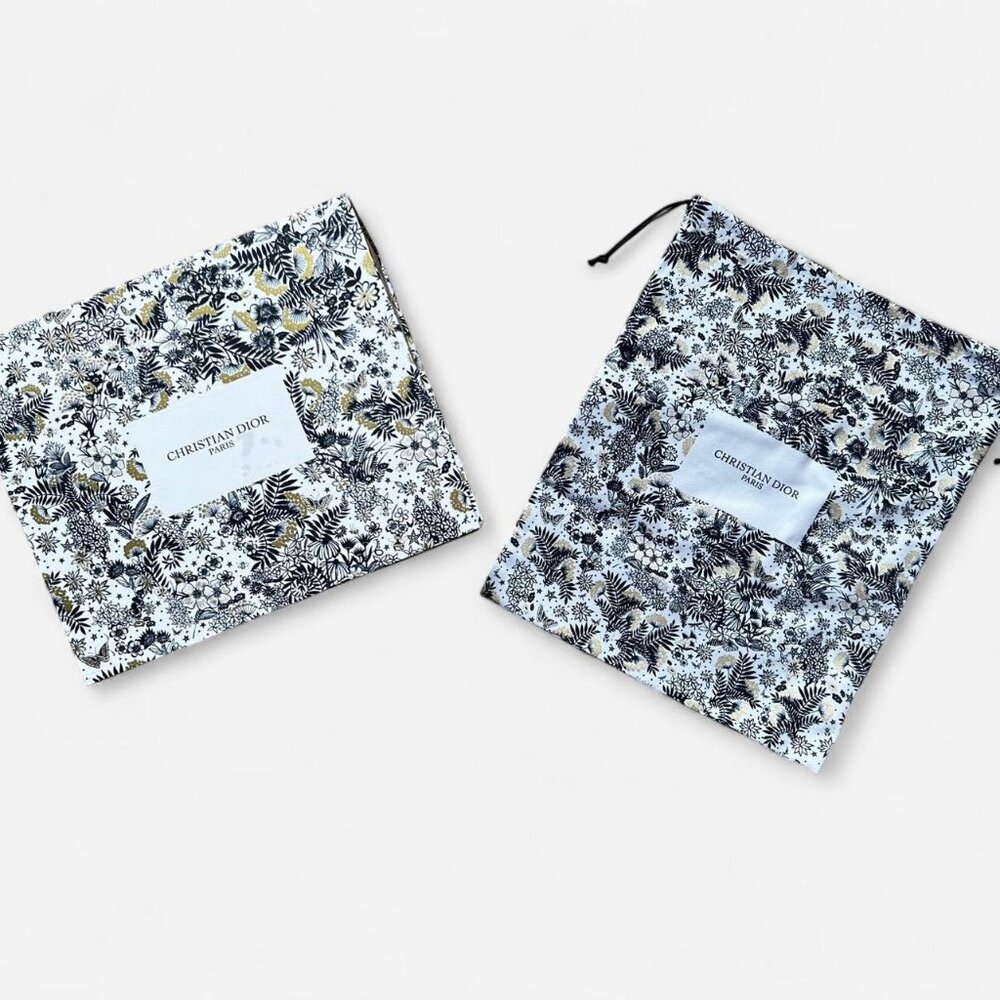 Dior beauty box and dust bag ⭐